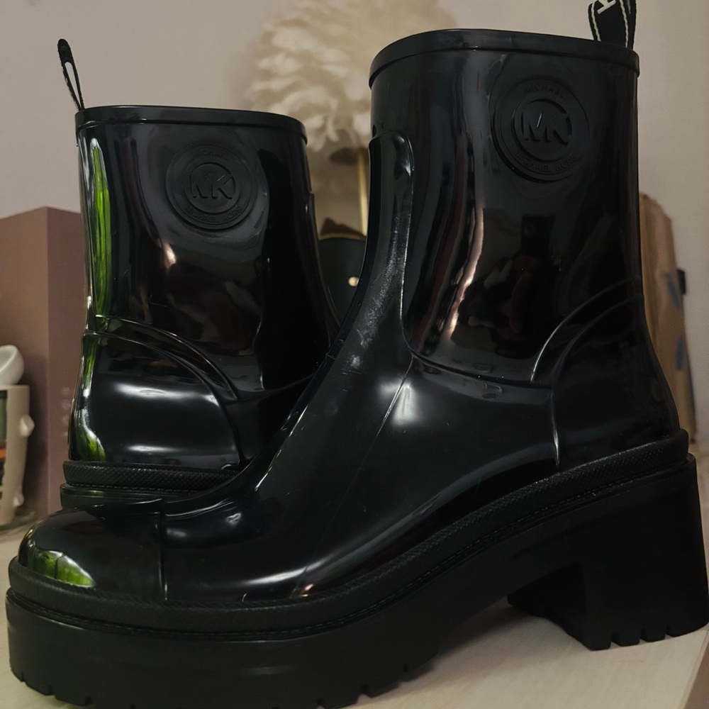 Michael Kors Glossy Black Women's Rain Boots